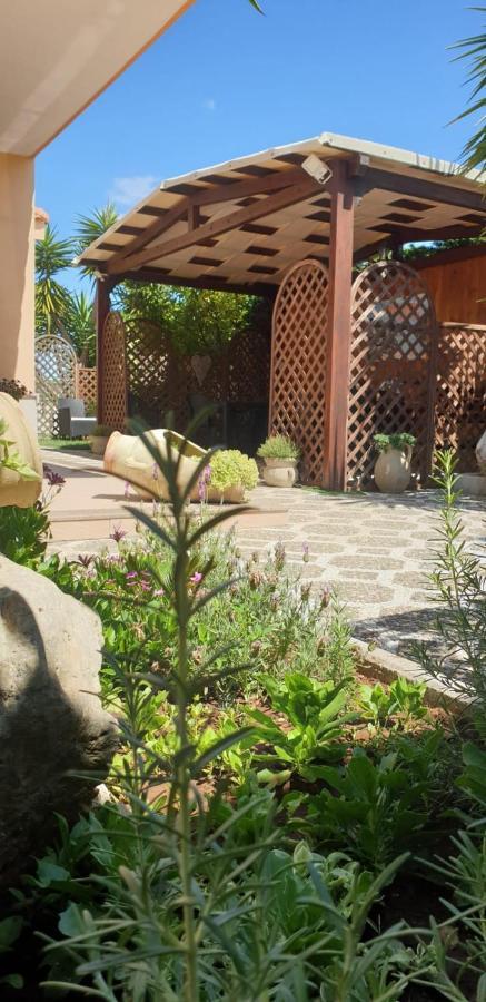B&B L'Oasi Del Sole Uggiano La Chiesa Eksteriør bilde